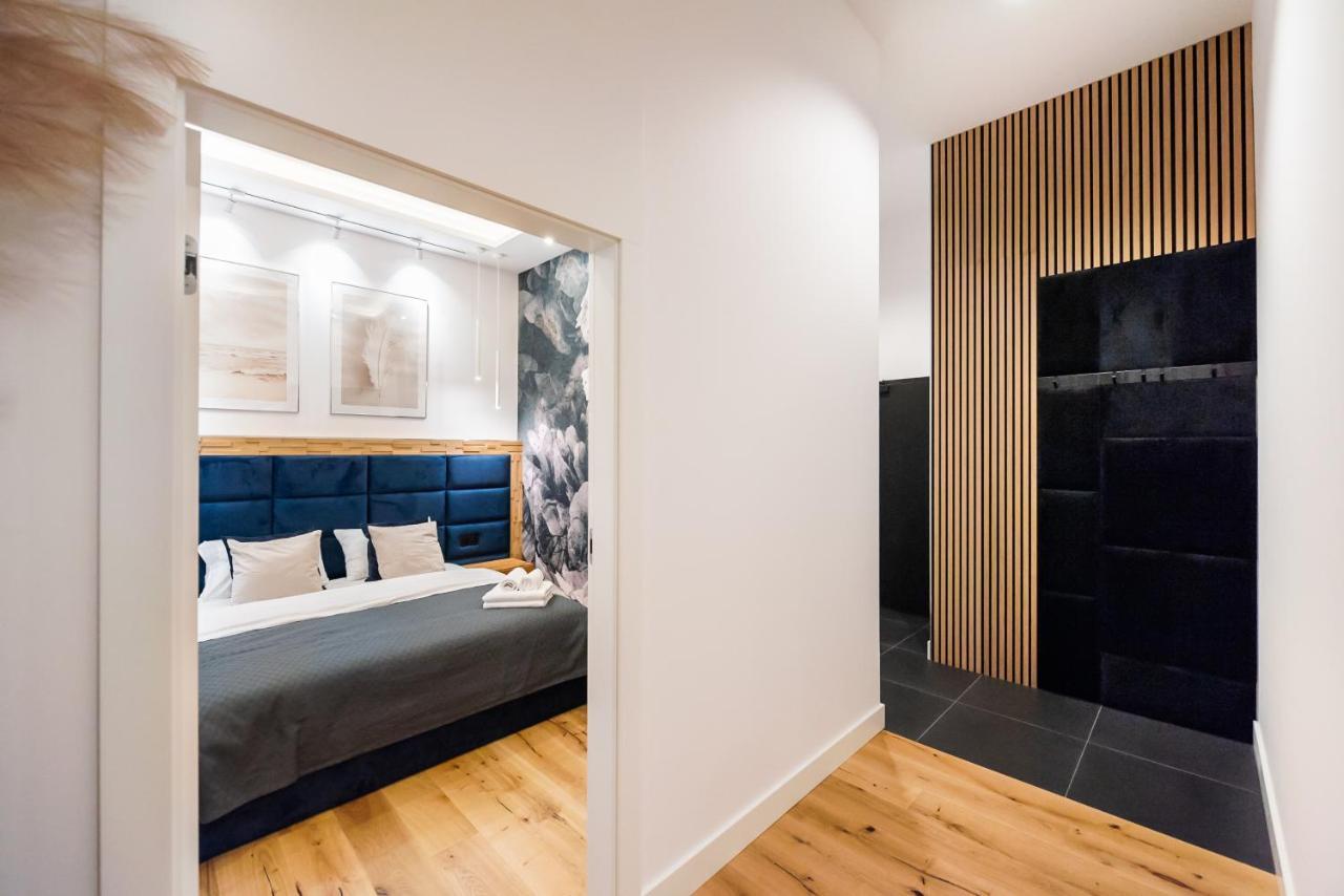 Zlota Sophisticated Apartment Varsó Kültér fotó