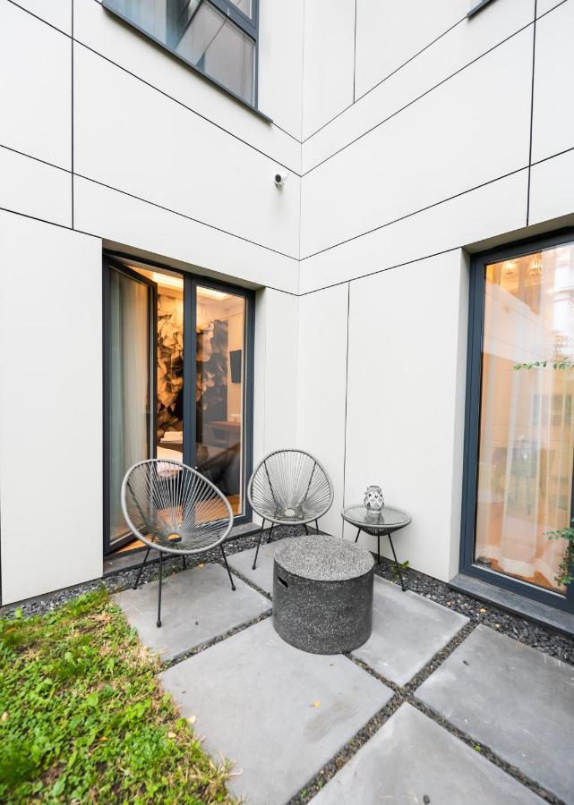 Zlota Sophisticated Apartment Varsó Kültér fotó