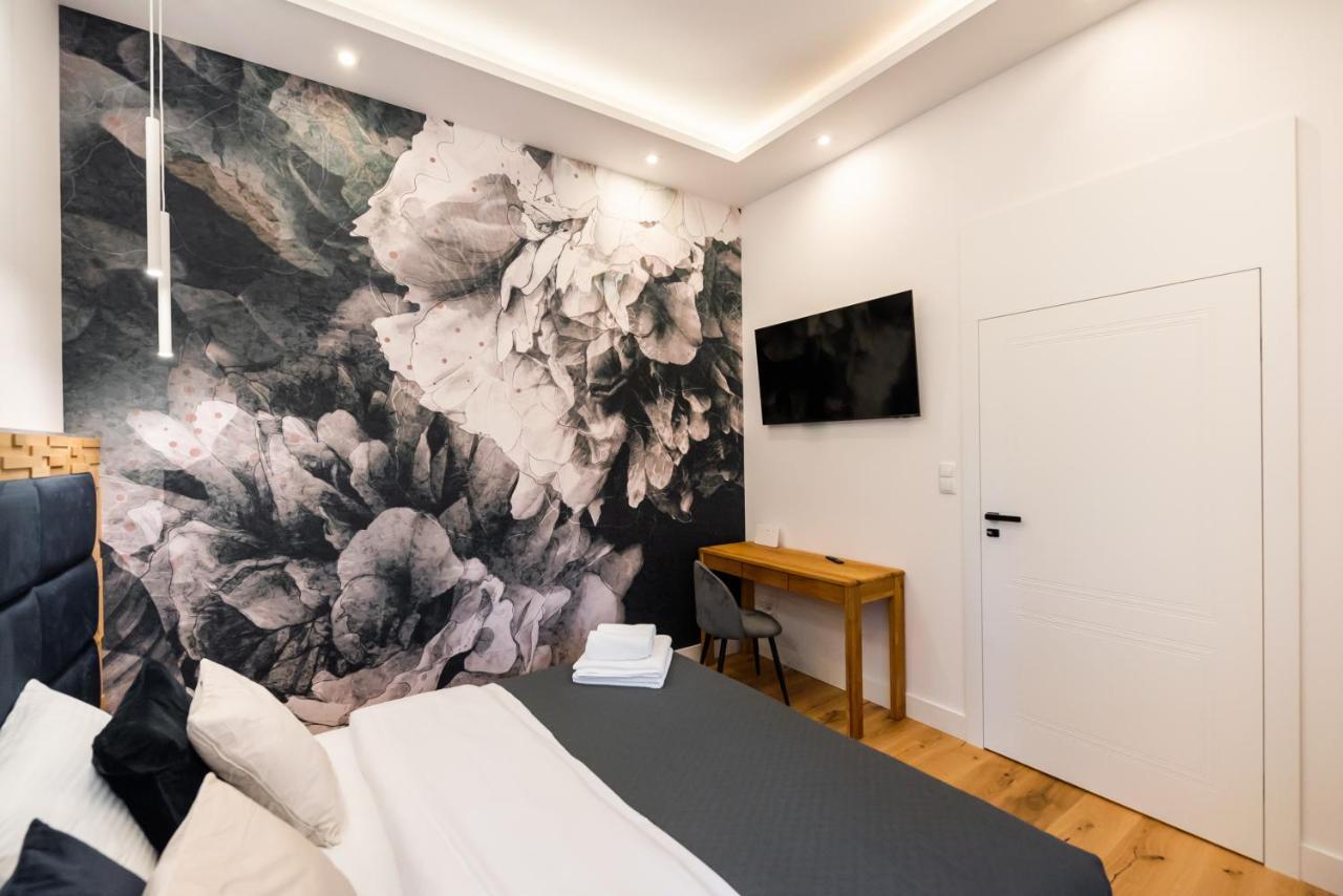 Zlota Sophisticated Apartment Varsó Kültér fotó